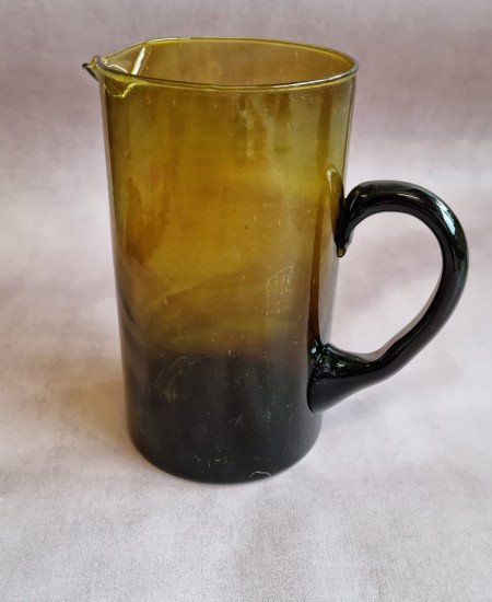 Kanna glas brun hög