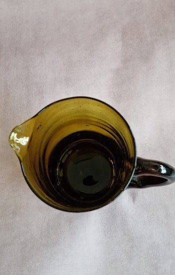 Kanna glas brun hög