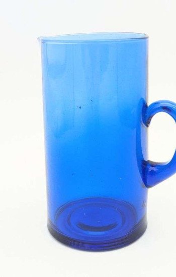 kanna i återvunnet glas -Blå