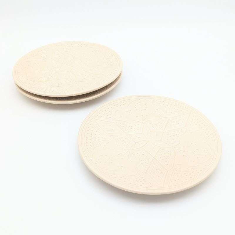 Graverade Assietter -beige 20cm Graverade Assietter -beige 20cm