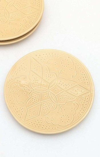 Graverade Assietter -Sand 20cm Graverade Assietter -Sand 20cm