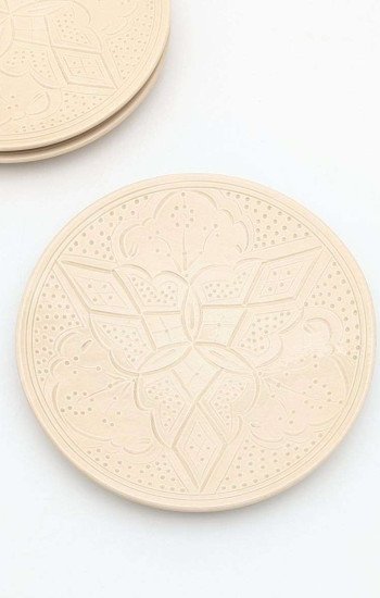 Graverade Tallrik -beige 26cm Graverade Tallrik -beige 26cm