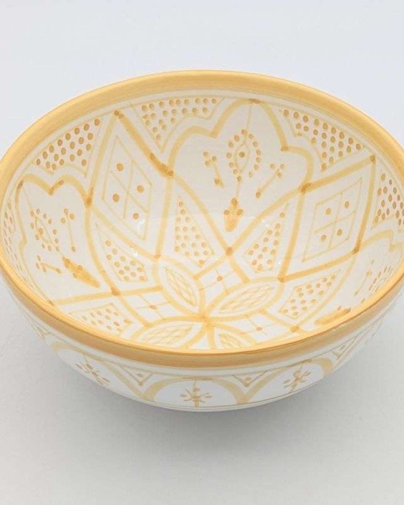 Handgjord gul och vit keramik skål - klassiskt mönster (grossist) Handgjord gul och vit keramik skål - klassiskt mönster (grossist)