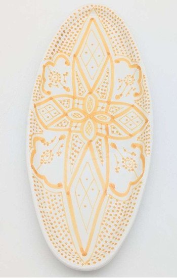 Handgjord gul och vit keramik fat oval - klassiskt mönster (grossist) Handgjord gul och vit keramik fat oval - klassiskt mönster (grossist)