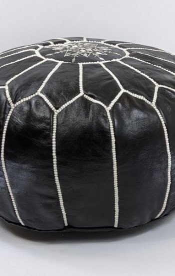 Sittpuff -Marockansk skinnpuff Svart-vitt